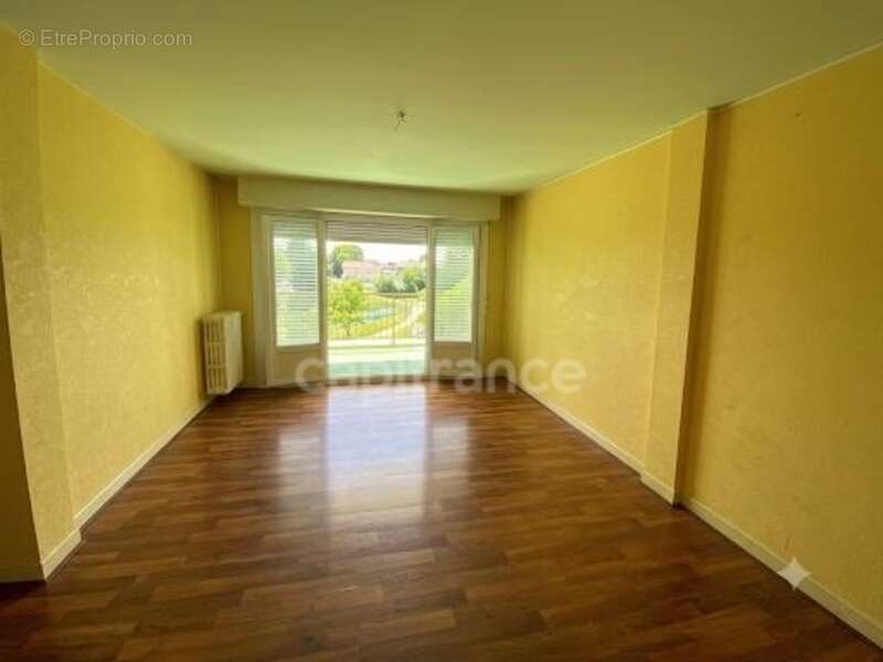 Appartement Lumineux à vendre Centre ville de SAINT DIZIER (52) - photo 4