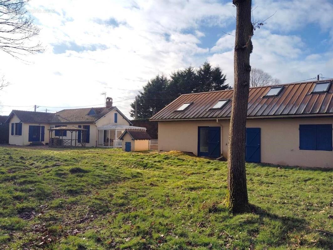 Maison à CRUCEY-VILLAGES