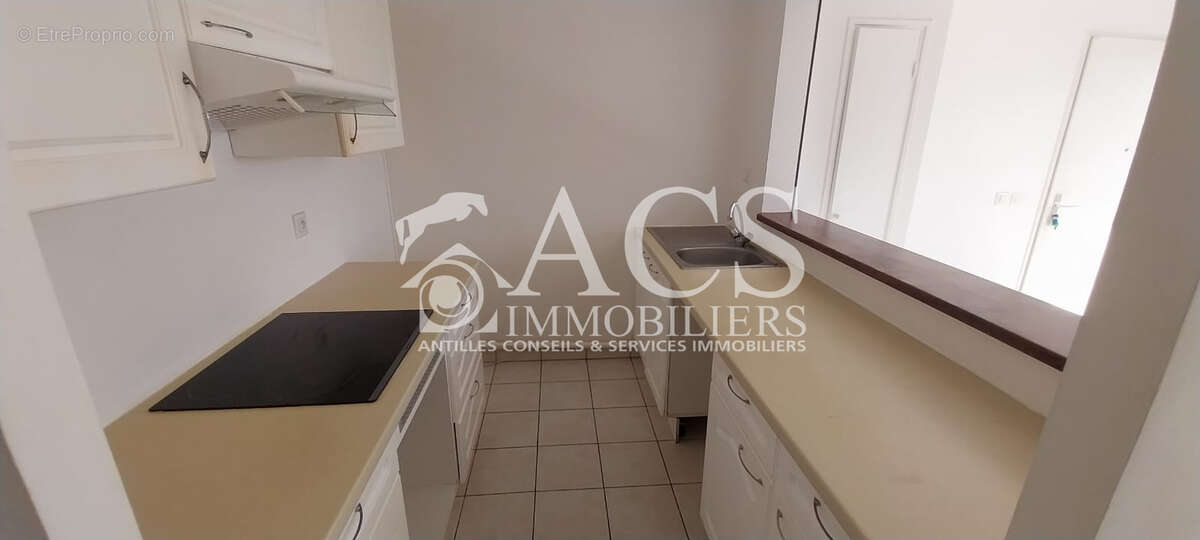 Appartement T3 Plateau Fofo - 97233 SCHOELCHER - photo 4