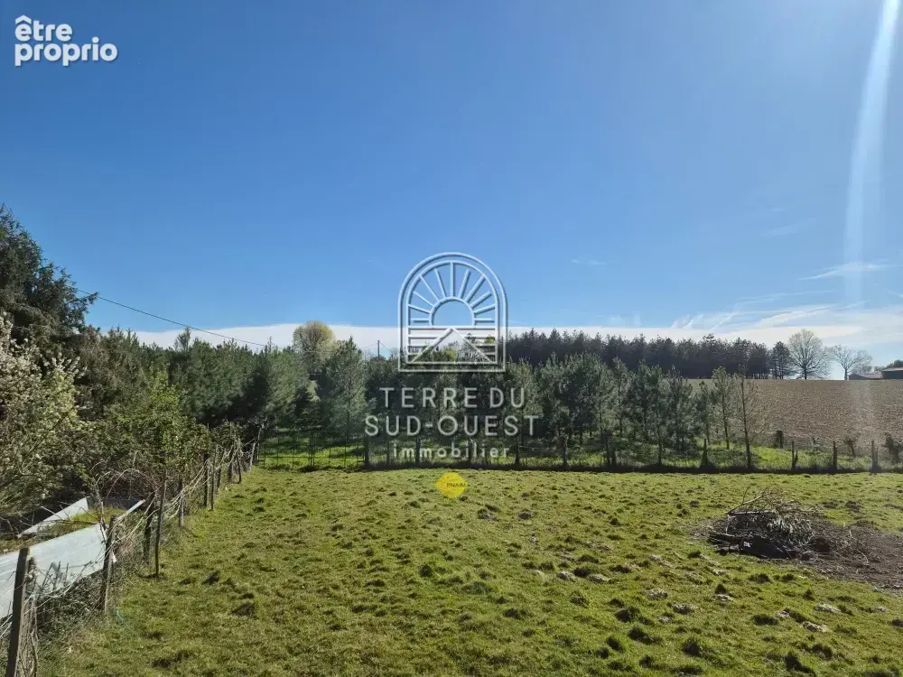 BAISSE DE PRIX - Maison de 170m2 avec dépendances, plusieurs hangars et box à chevaux - photo 9
