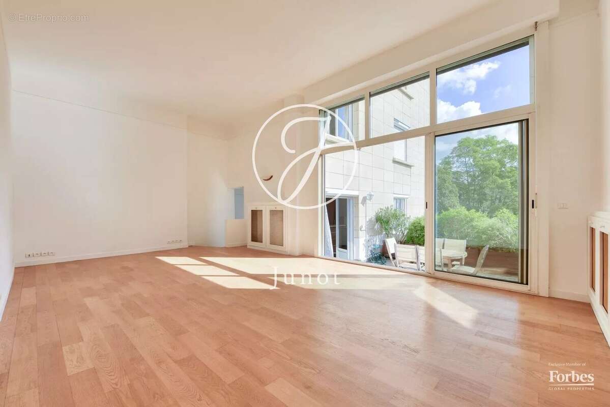 Appartement à SAINT-CLOUD