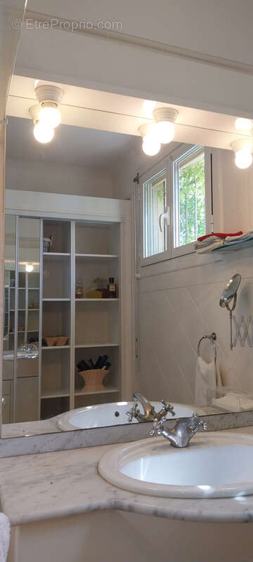 Maison bourgeoise avec jardin en centre village - photo 31