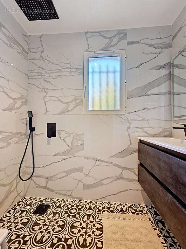 Appartement à MOUSSAN