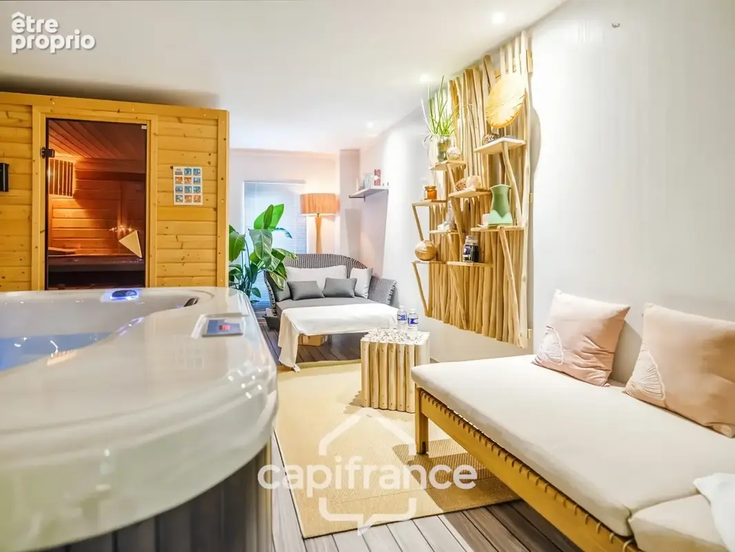 Dpt Creuse (23), à vendre Saint Vaury propriété de 590 m2 avec plusieurs logements possibles - Piscine - Dépendances - Terrain 1 - photo 5