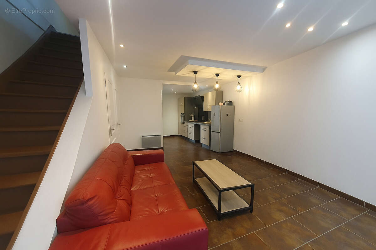 Maison à SAINT-QUENTIN