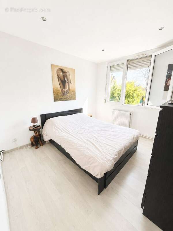 Appartement à HOUILLES