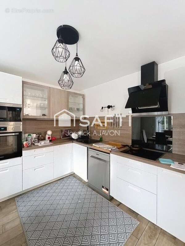 Photo 2 - Appartement à CHAMPS-SUR-MARNE