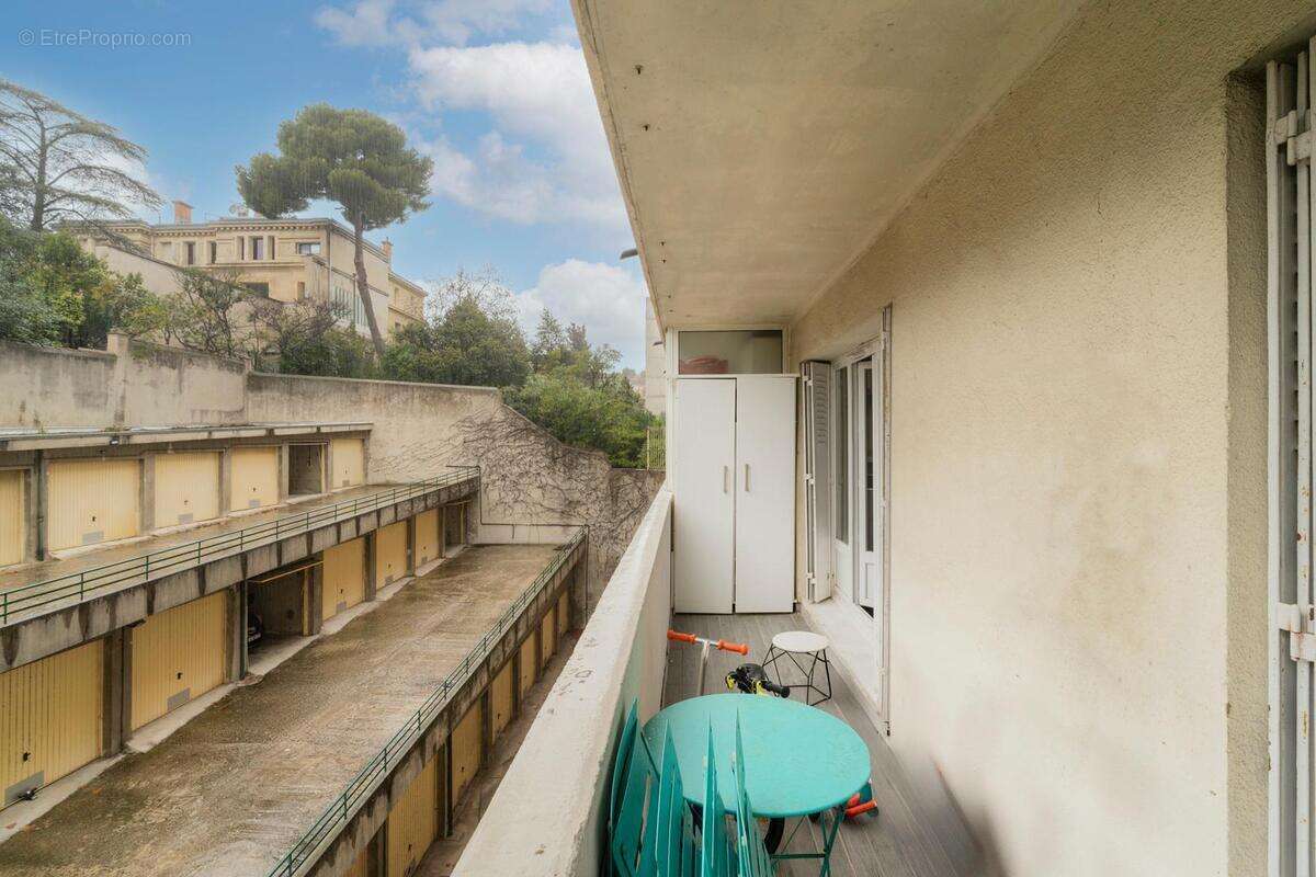 Appartement à MARSEILLE-8E