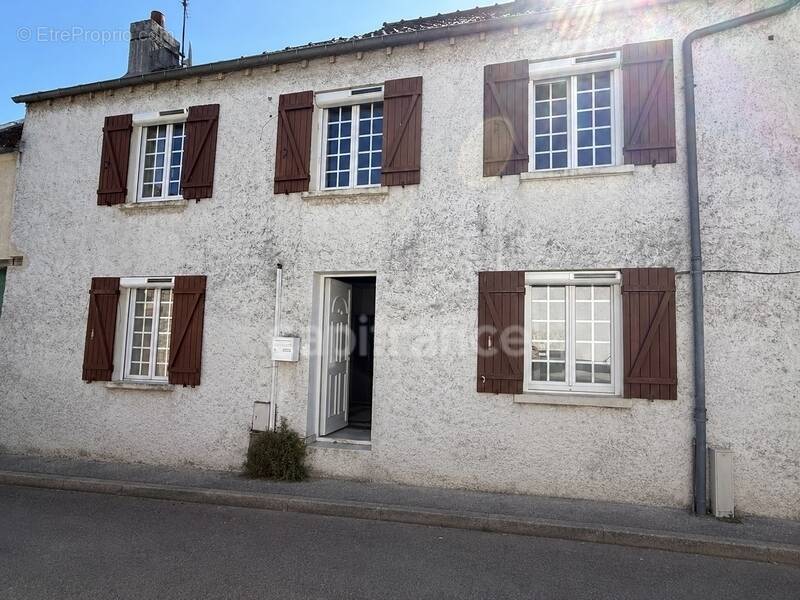 Maison à MOISSON