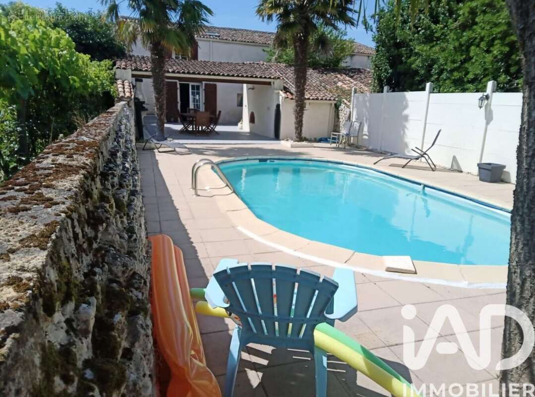 Photo 2 - Maison à NIEULLE-SUR-SEUDRE