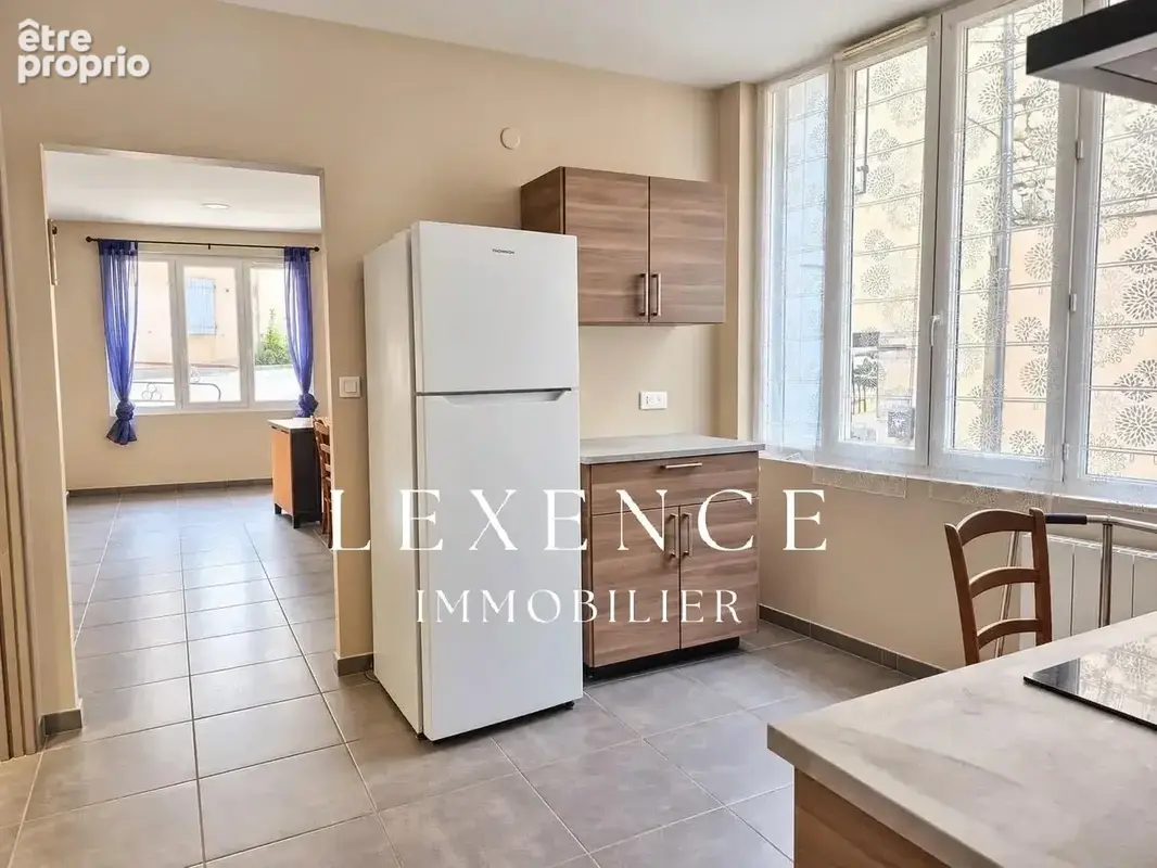 Immeuble de 135m² centre ville Mallemort - photo 17