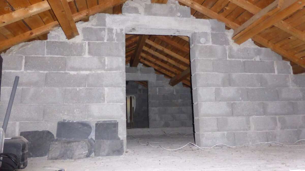 Appartement à LE ROZIER