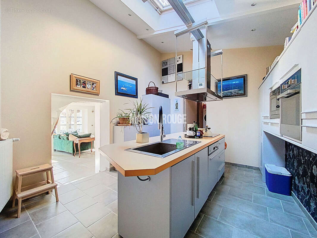 Maison à LA VICOMTE-SUR-RANCE