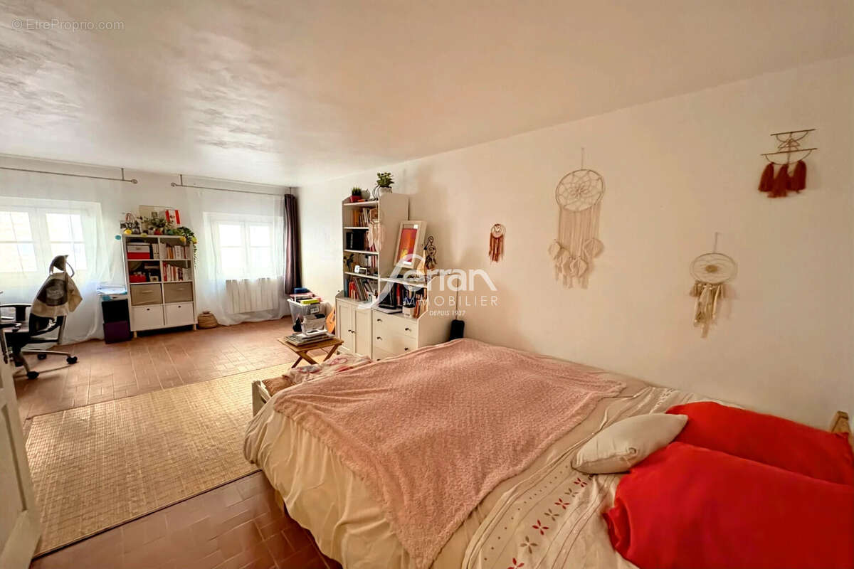 Maison à CALLAS