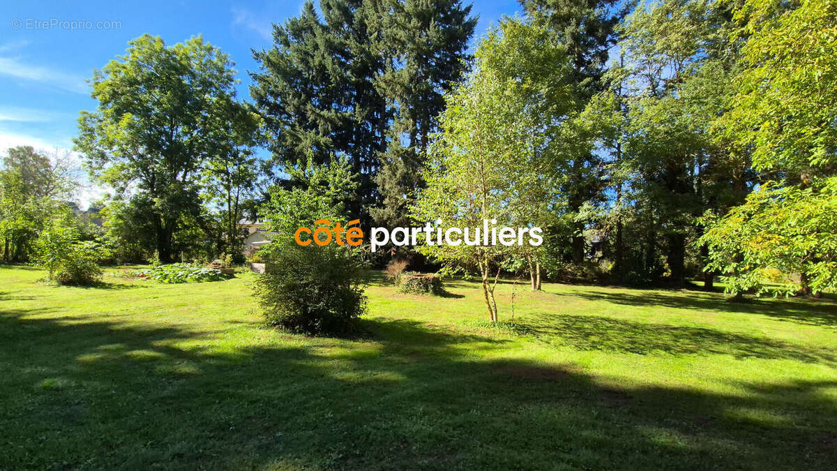 Maison à AGEN-D'AVEYRON