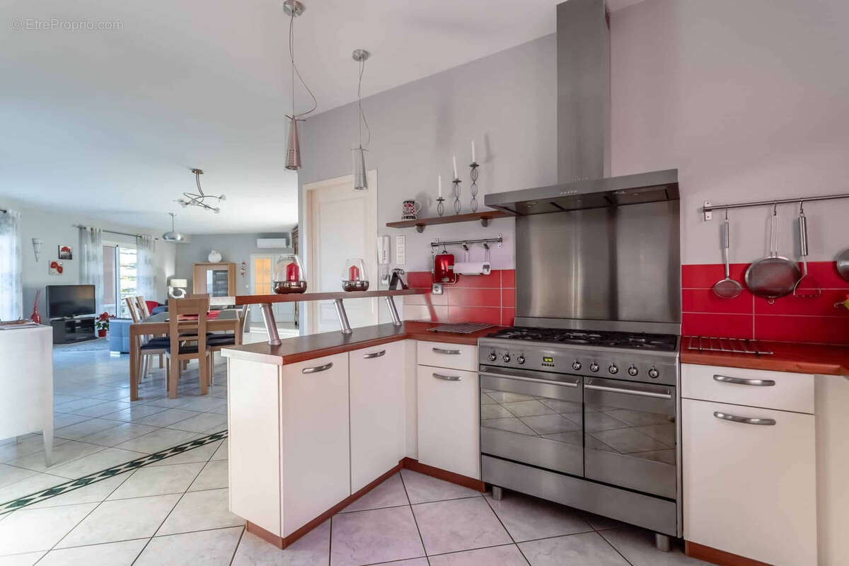 Town house in a peaceful location - photo 19