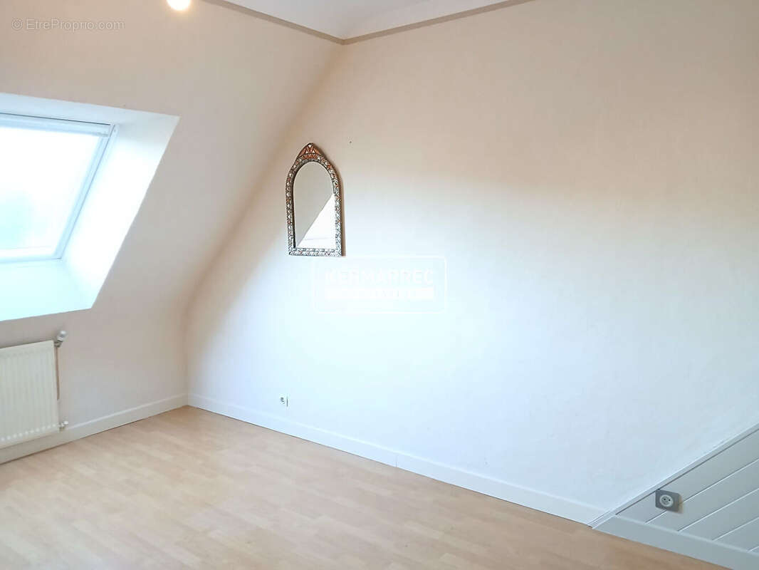 Maison à LA CHAPELLE-DES-FOUGERETZ