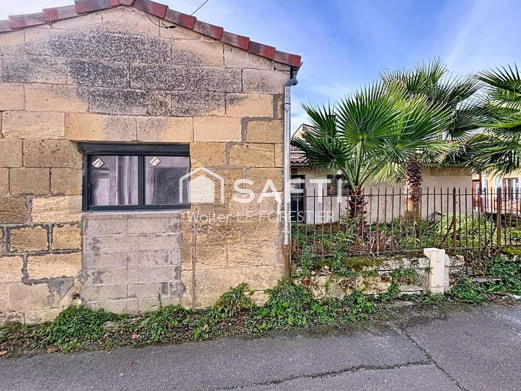 Photo 2 - Maison à SAINT-LOUIS-DE-MONTFERRAND