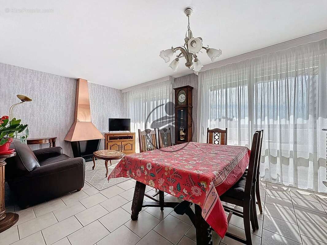 Appartement à SAINT-QUENTIN