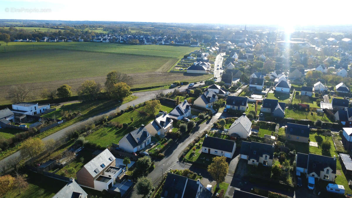 Maison à PLESSIX-BALISSON