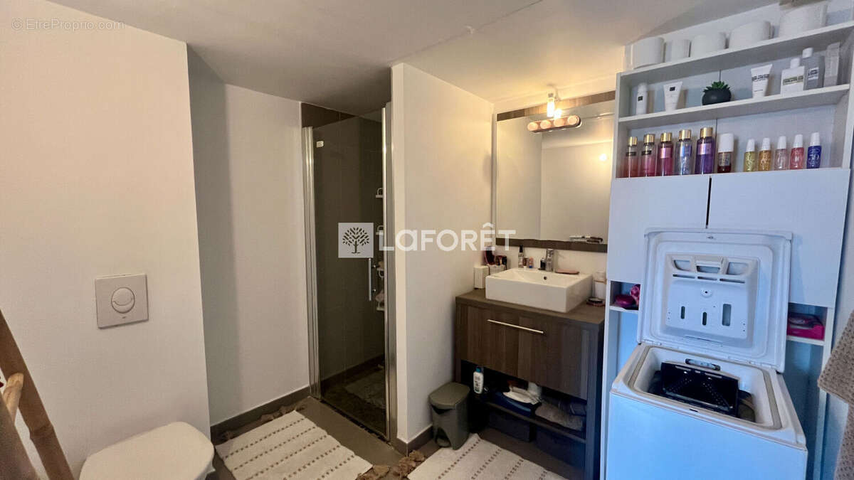 Appartement à CASTELNAU-LE-LEZ