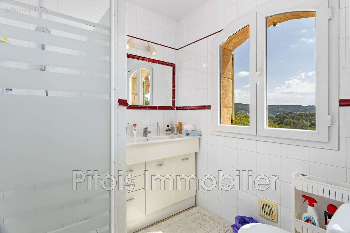 Maison à MOUANS-SARTOUX