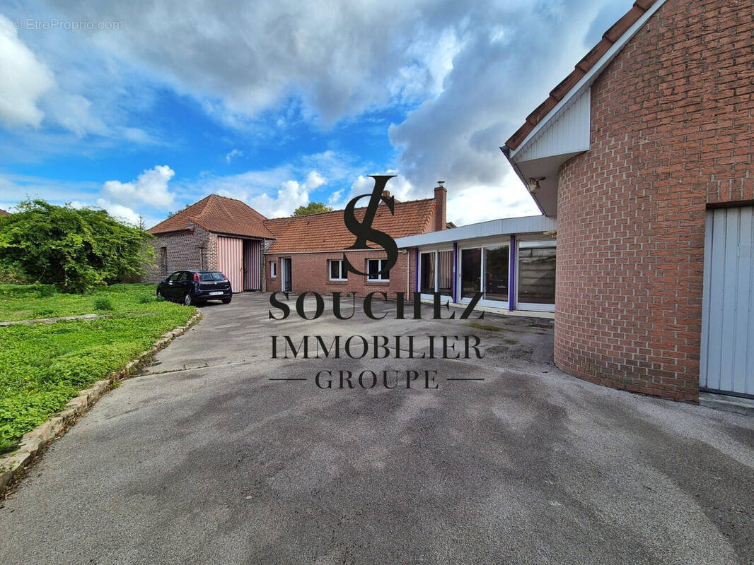 Appartement à HERSIN-COUPIGNY