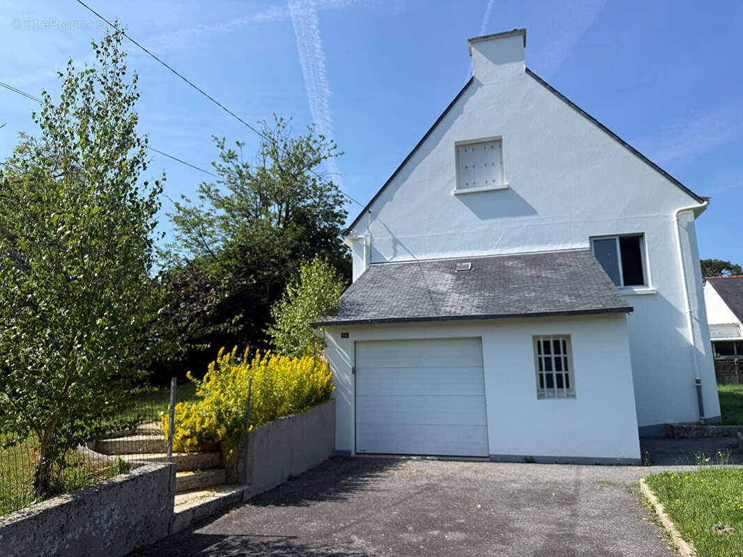 Maison à LOCMINE