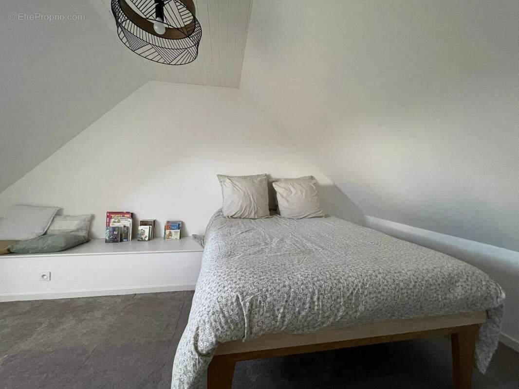 Maison à PLOUGUERNEAU