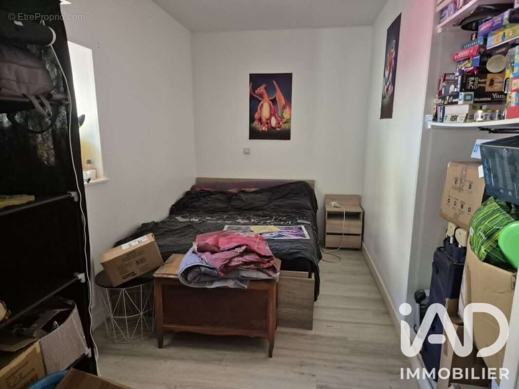 Maison 91 m² à Savigne  - photo 7