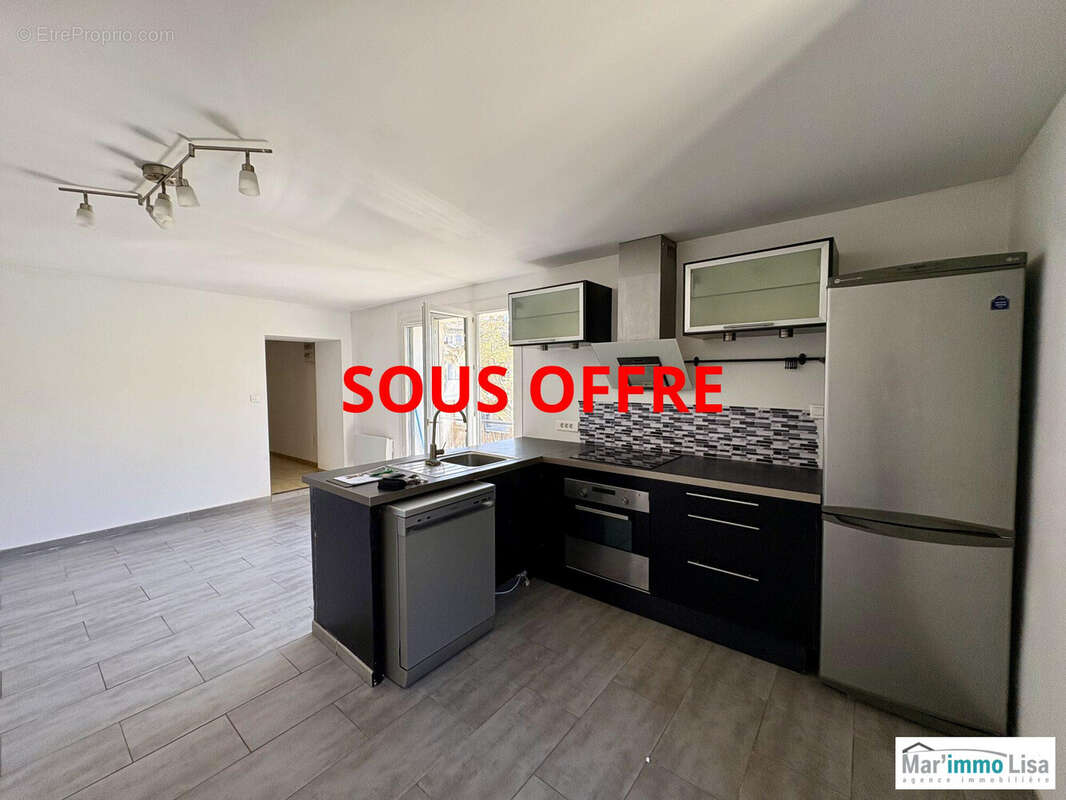 Appartement à CHARLEVAL