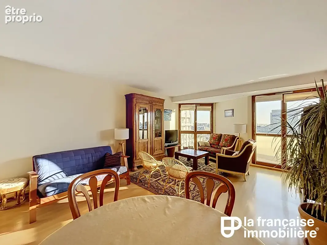 Appartement 5 pièces de 108.18 m² - Rennes Centre-Ville - Quartier du Colombier - balcons, cave et parking - photo 2