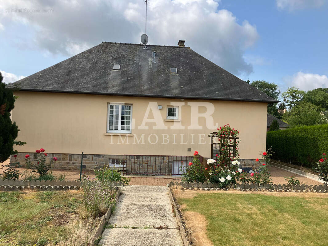 Maison à PRE-EN-PAIL