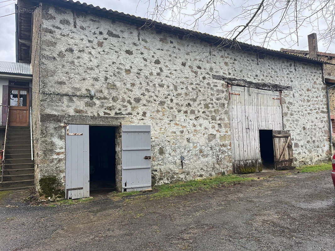 Charmante ferme en pierre avec dépendances et plus de 6 hectares de terrain - idéale pour les passionnés d'équitation - photo 18