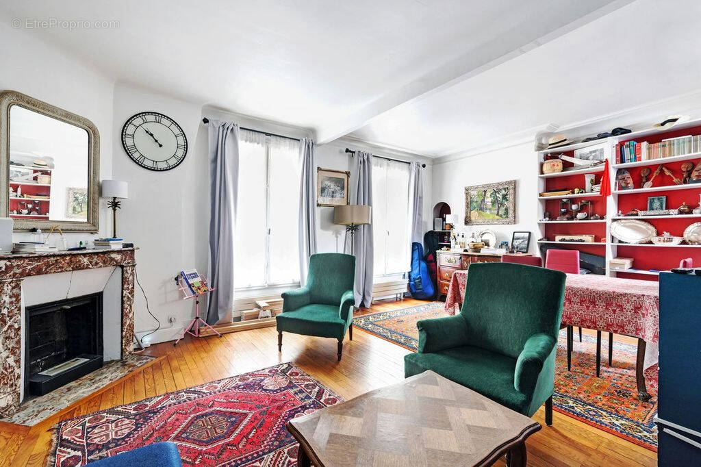 Appartement à PARIS-18E