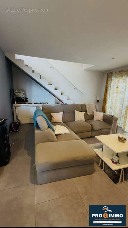 Maison 108 m² à Saint-Pierre  - photo 3