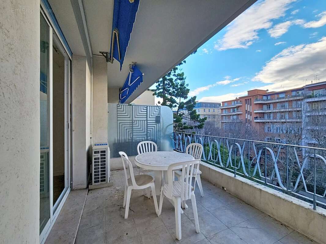 Appartement à NICE