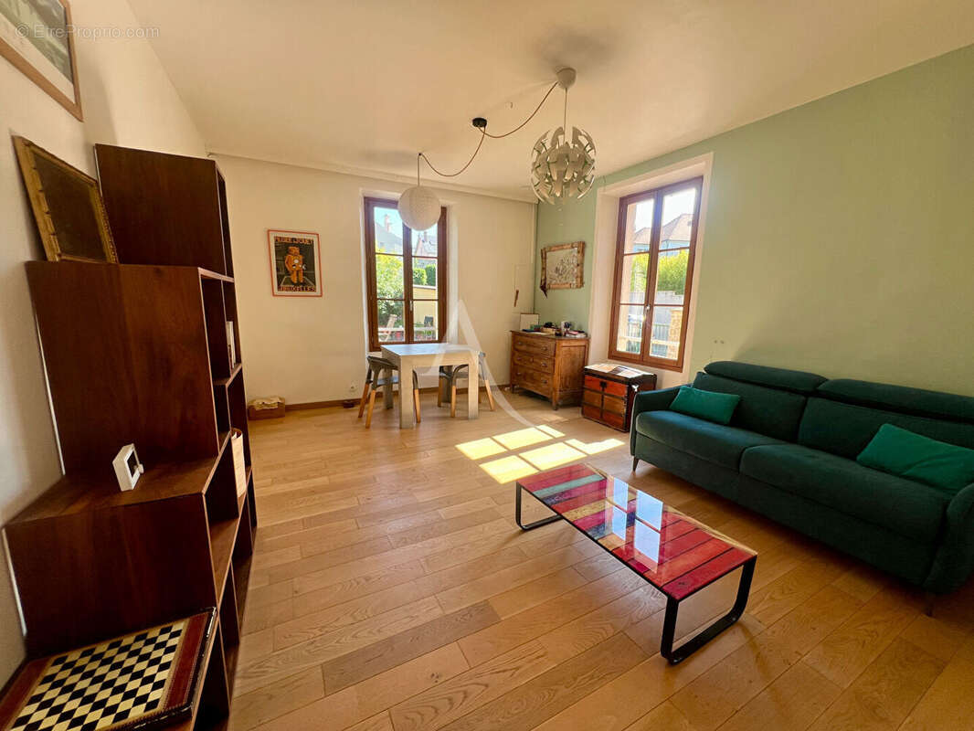 En exclusivité un Appartement pas comme les autres  - 4 pièces avec jardin de 70m2 - photo 3