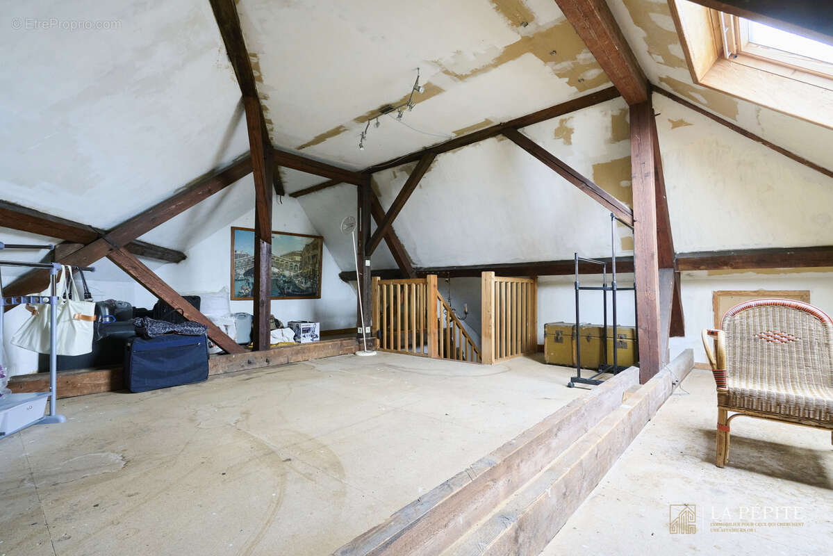 Maison à NEUVILLE-SAINT-REMY