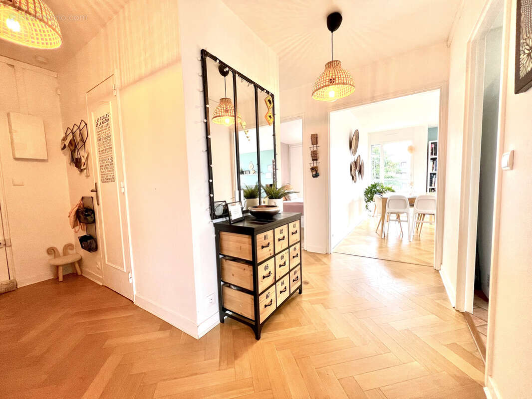 Appartement à JOUY-EN-JOSAS