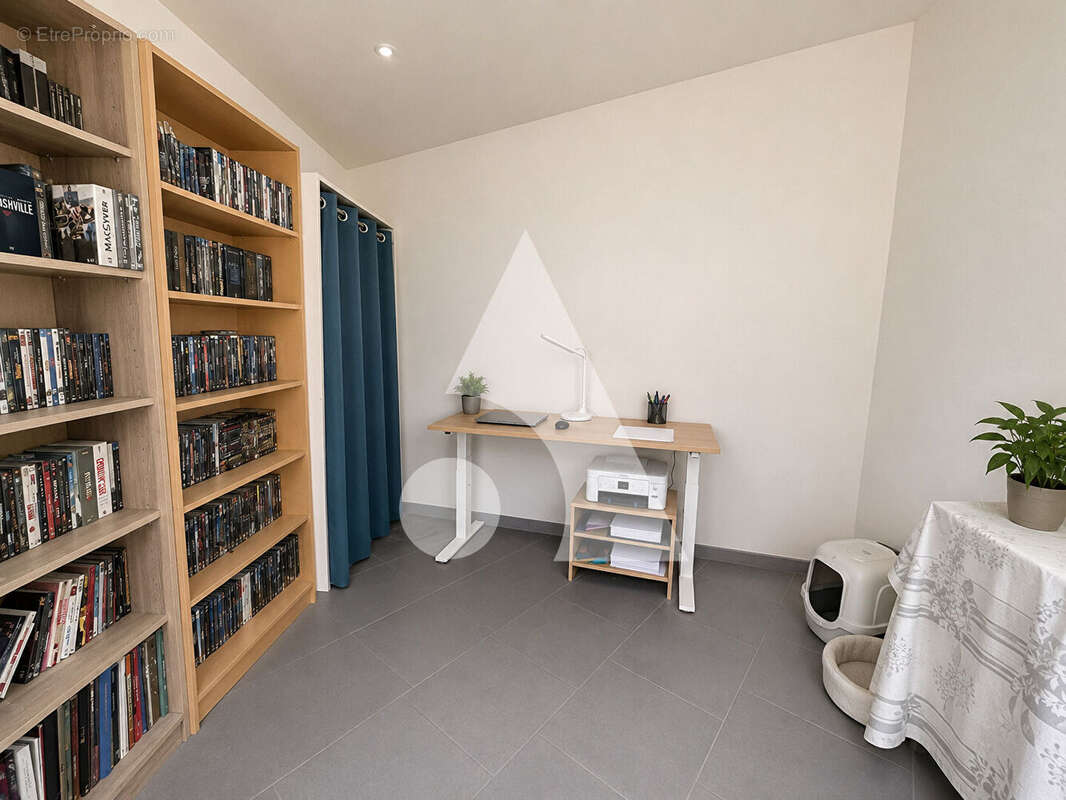 Maison Loffre 4 pièce(s) 210 m2 - photo 8