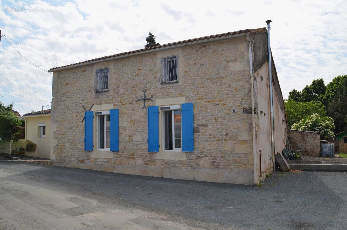 Maison à SAINTE-HERMINE