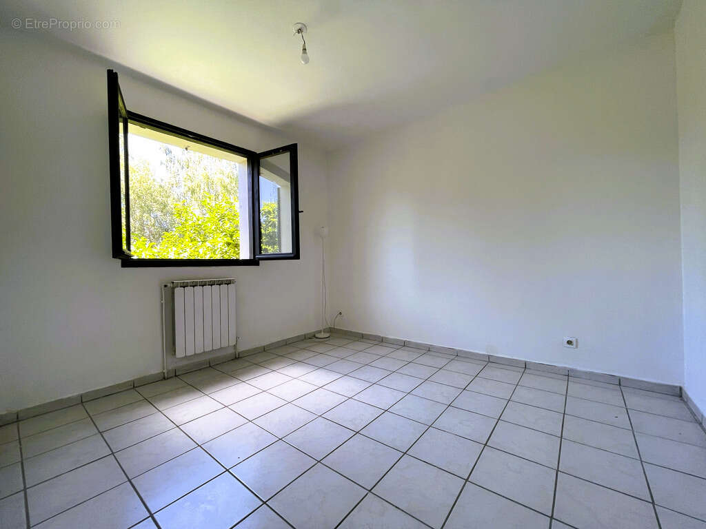 Maison à SAINT-MARTIN-D'HERES