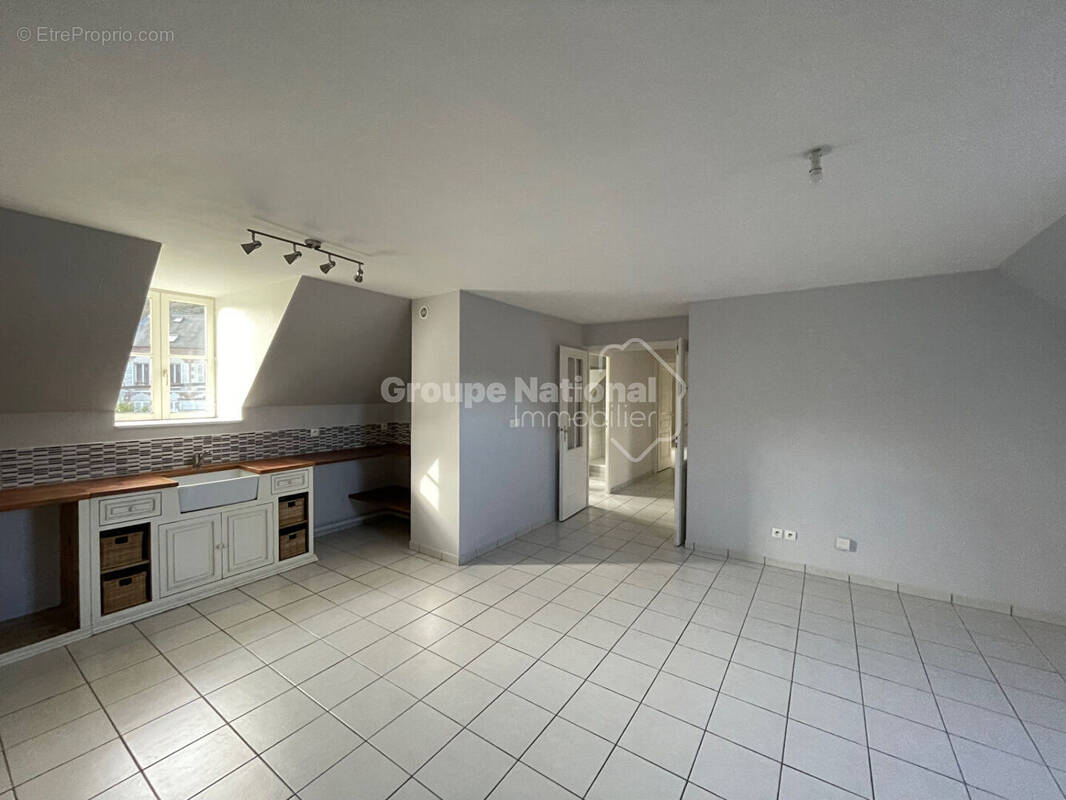 Appartement à PIERREFONDS