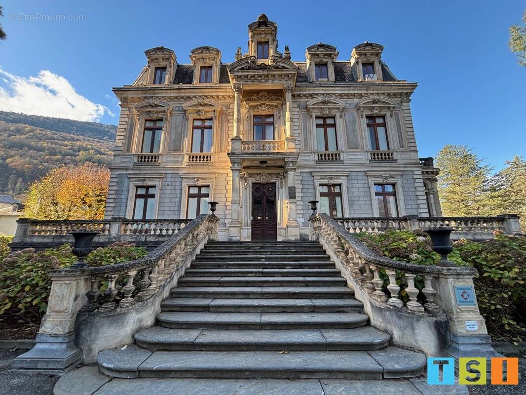 Appartement à BAGNERES-DE-LUCHON