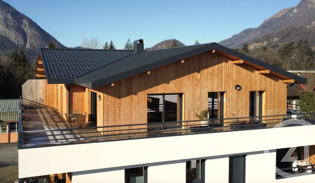 Appartement à TANINGES