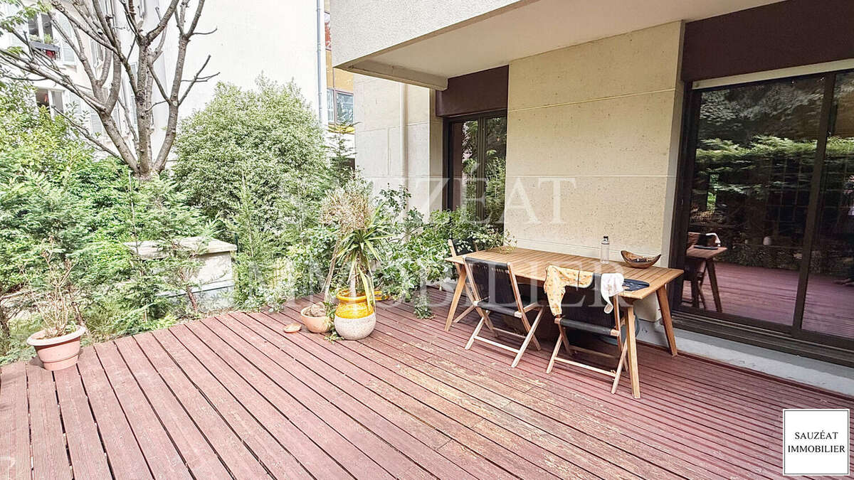 Appartement à BOURG-LA-REINE