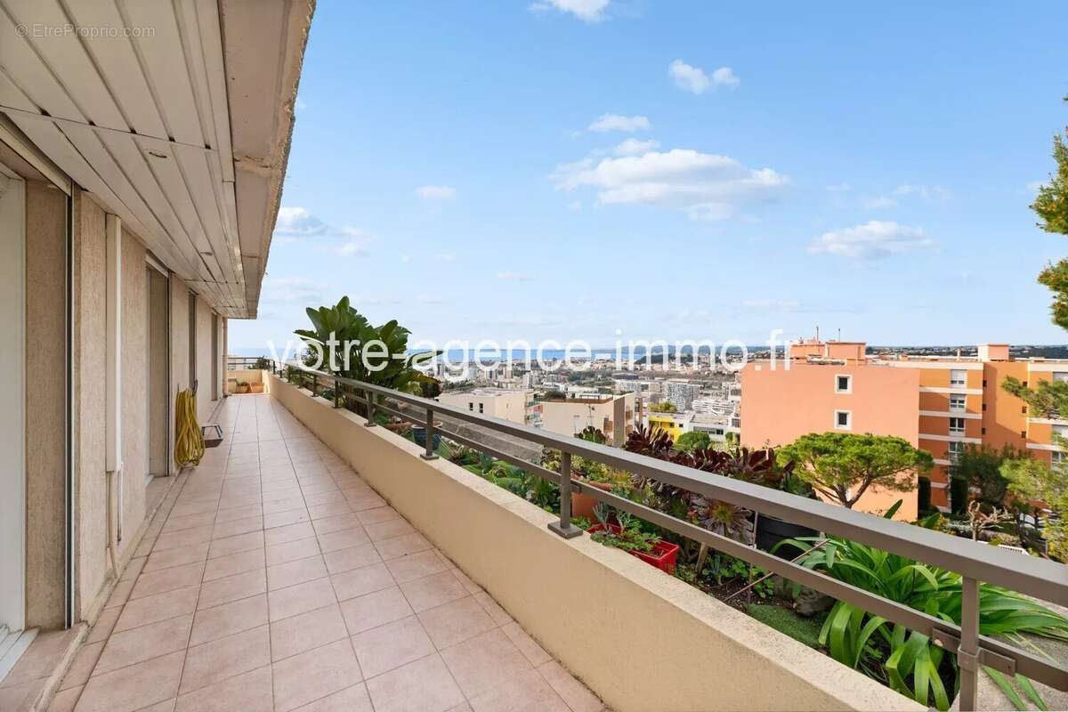 Appartement à NICE