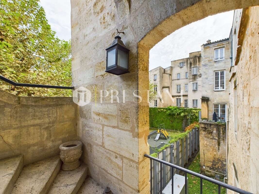Appartement à BORDEAUX