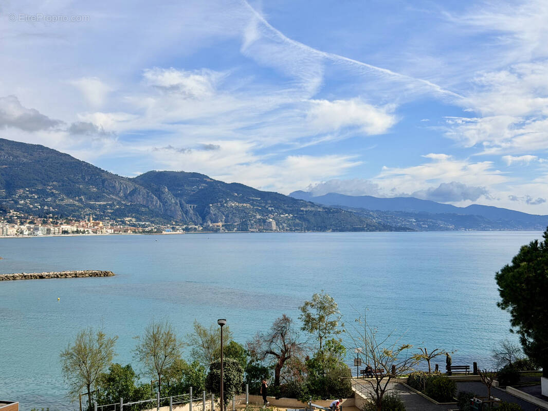 Appartement à ROQUEBRUNE-CAP-MARTIN